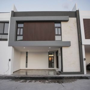 CASA EN VENTA ZONA CALICANTOS