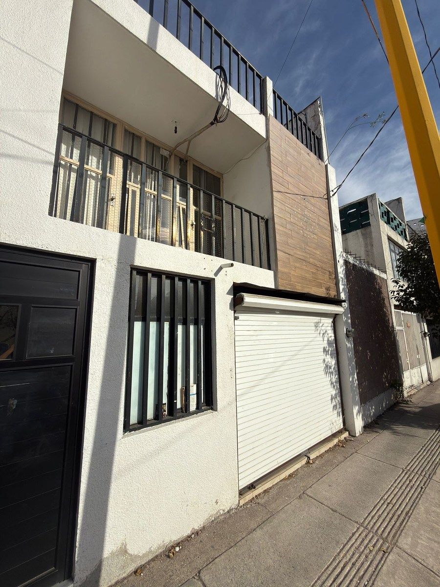 SE RENTA PROPIEDAD PARA OFICINAS O GIRO COMERCIAL